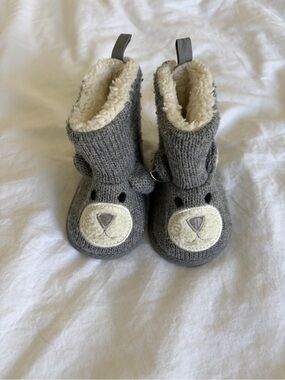 Gray Knit Baby Booties with Bear Face